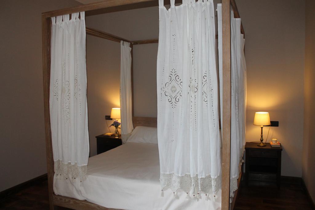 Hotel Palacio Conde Toreno Салас Номер фото